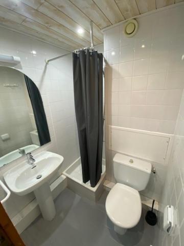 50 M Du Funiculaire Et Pistes Apartment Tignes